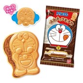 BANDAI - Doraemon Fuwa Choco Monaka Biscuit